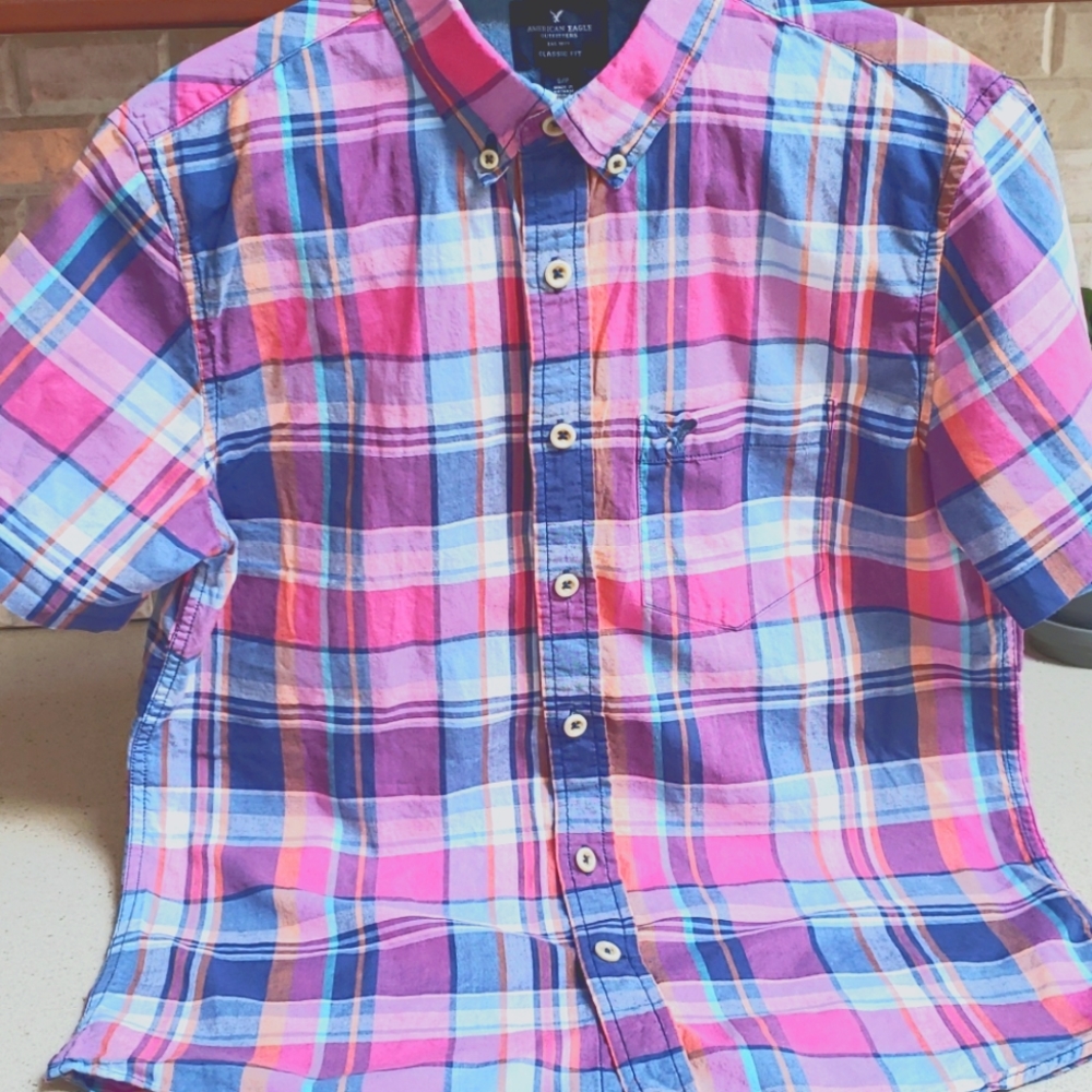 American eagle short sleeve casual shirt
